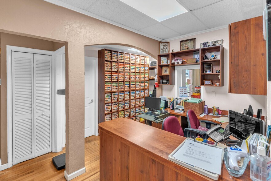 More Photos Of 1437 SW 1st St, Miami Medical For Sale