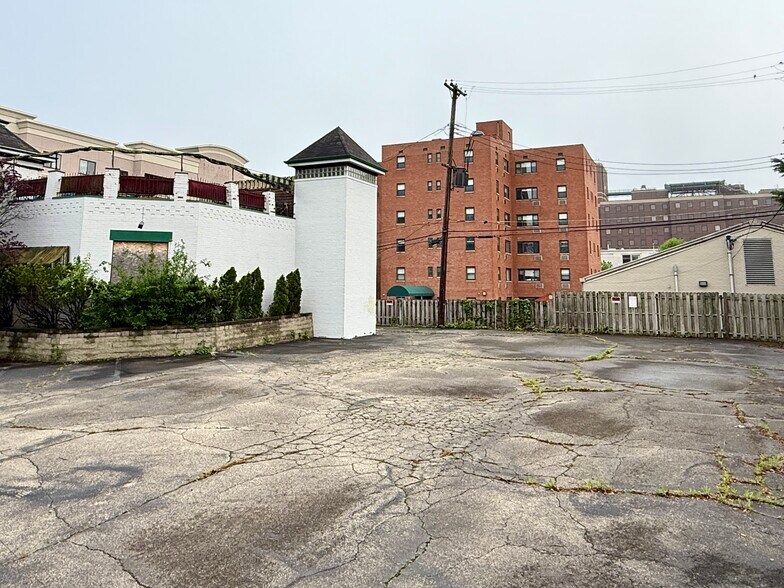 More Photos Of 5242 Baum Blvd, Pittsburgh Land For Sale
