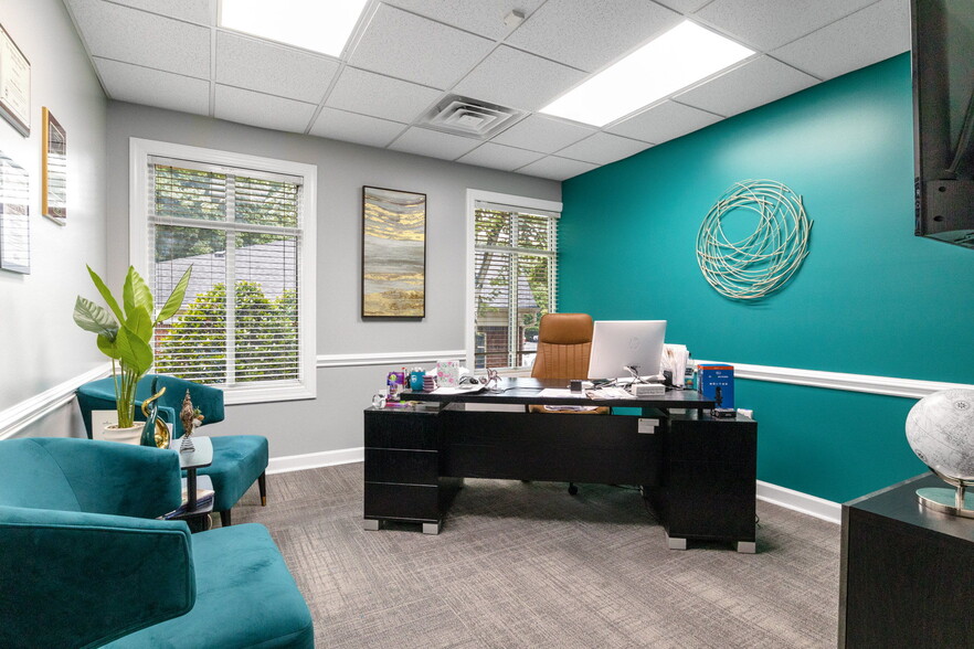 More Photos Of 8037 Corporate Center Dr, Charlotte Office For Sale