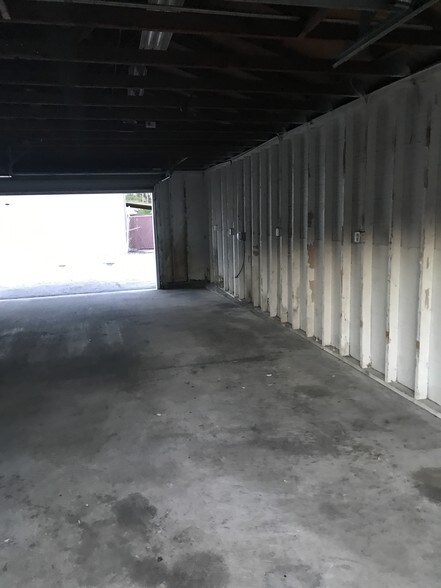 More Photos Of 909 W International Speedway Blvd, Daytona Beach Freestanding For Sale