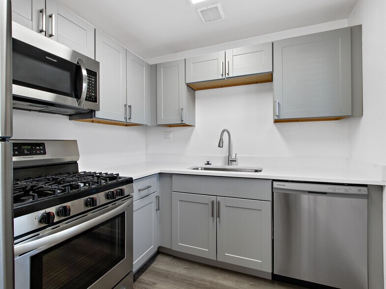 More Photos Of 4309 N 13th Pl, Phoenix Apartments For Sale