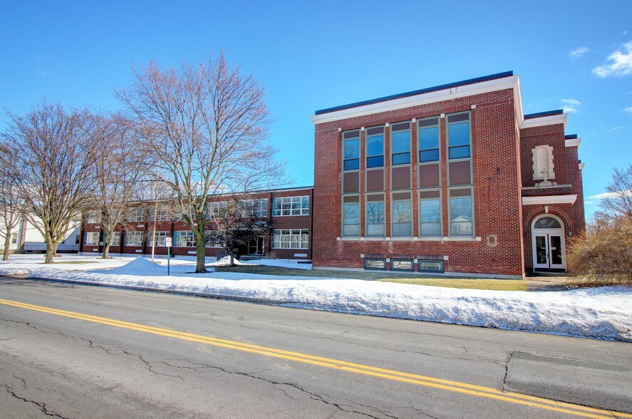 More Photos Of 81 W Bayard St, Seneca Falls Office Residential For Sale