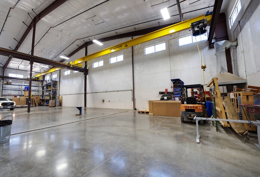 More Photos Of 12306 State Highway 191, Midland Warehouse For Lease