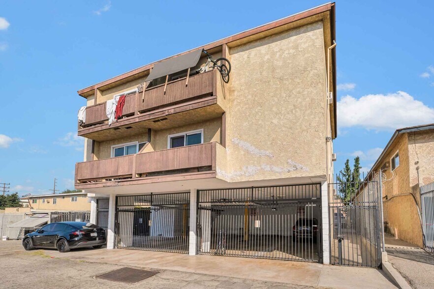 More Photos Of 15240 Nordhoff St, North Hills Apartments For Sale