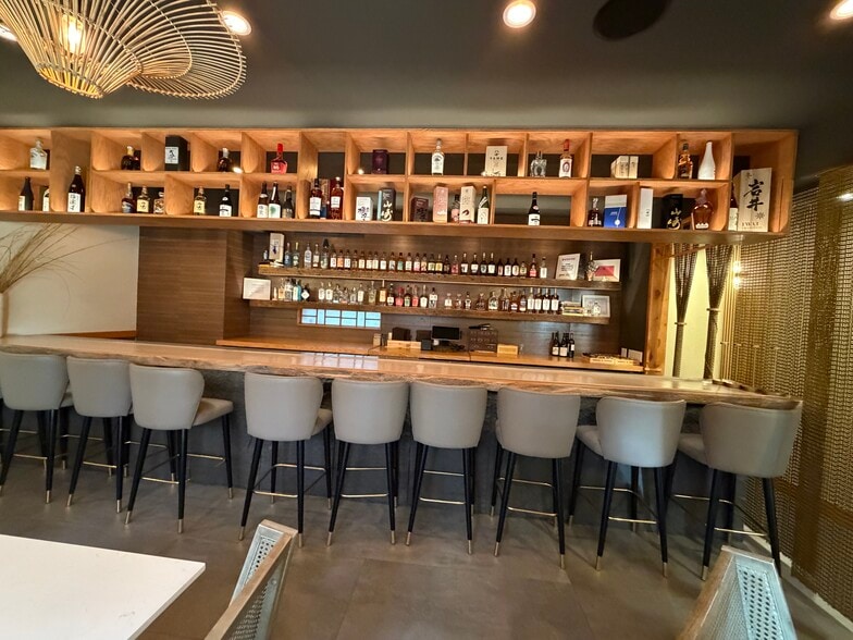 More Photos Of 117 Berry St, Brooklyn Storefront Retail Residential For Sale