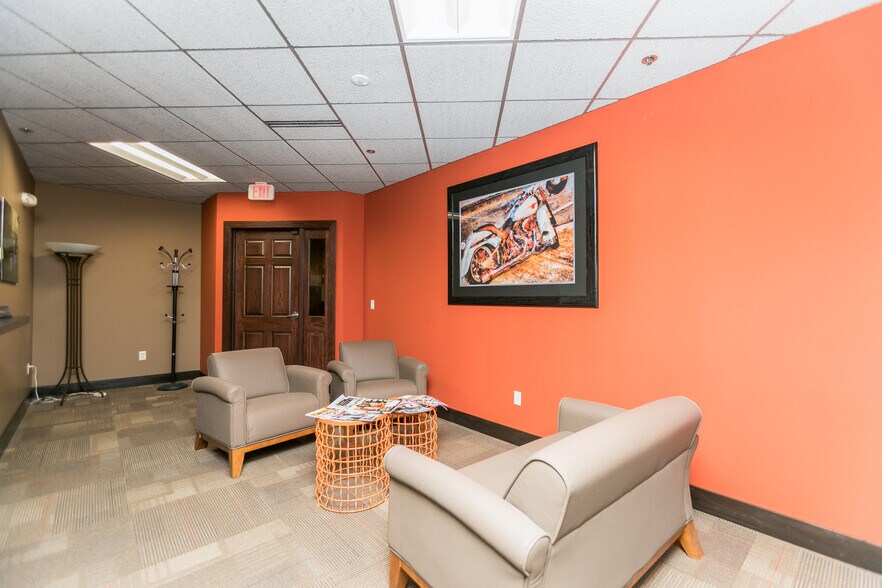 More Photos Of 425 2nd St SE, Cedar Rapids Office For Sale