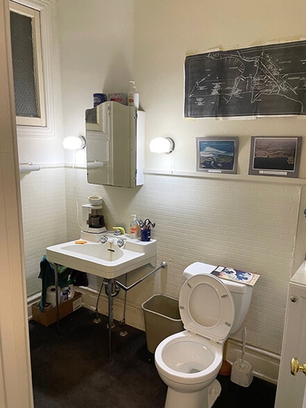 More Photos Of 200 W State St, Trenton Office For Sale