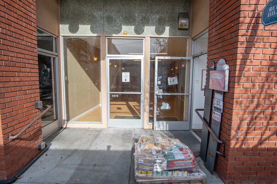 More Photos Of 1566-1574 4th St, San Rafael Storefront Retail Office For Sale