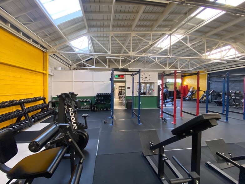 More Photos Of 2515 Seminary Ave, Oakland Health Club For Sale