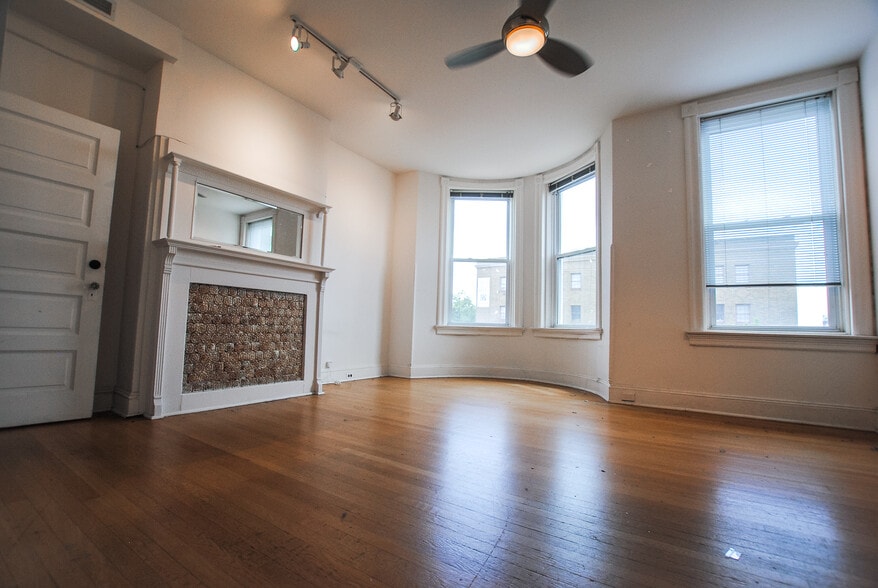 More Photos Of 34 E 25th St, Baltimore Office Residential For Sale