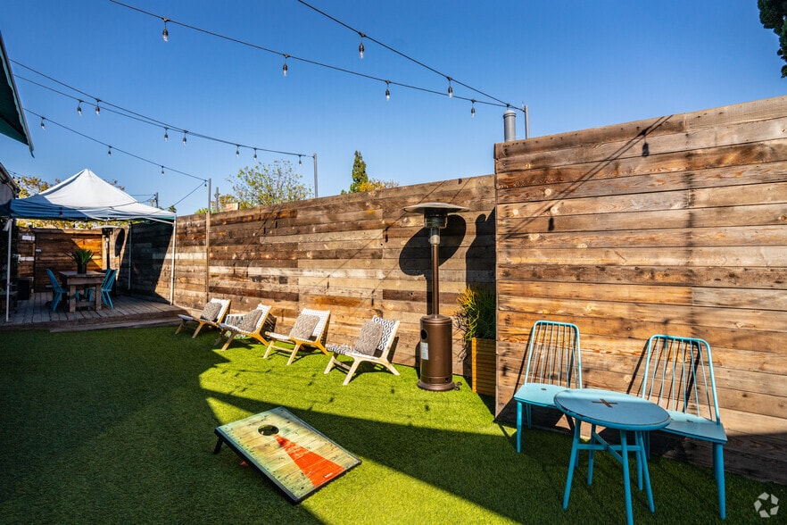 More Photos Of 3951 Higuera St, Culver City Loft Creative Space For Sale