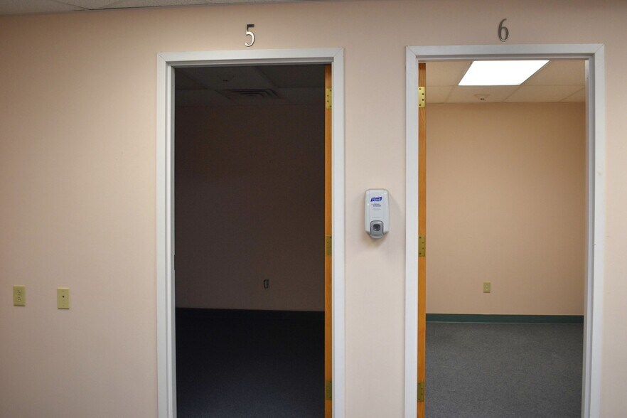 More Photos Of 601 Gates Rd, Vestal Township Office For Lease