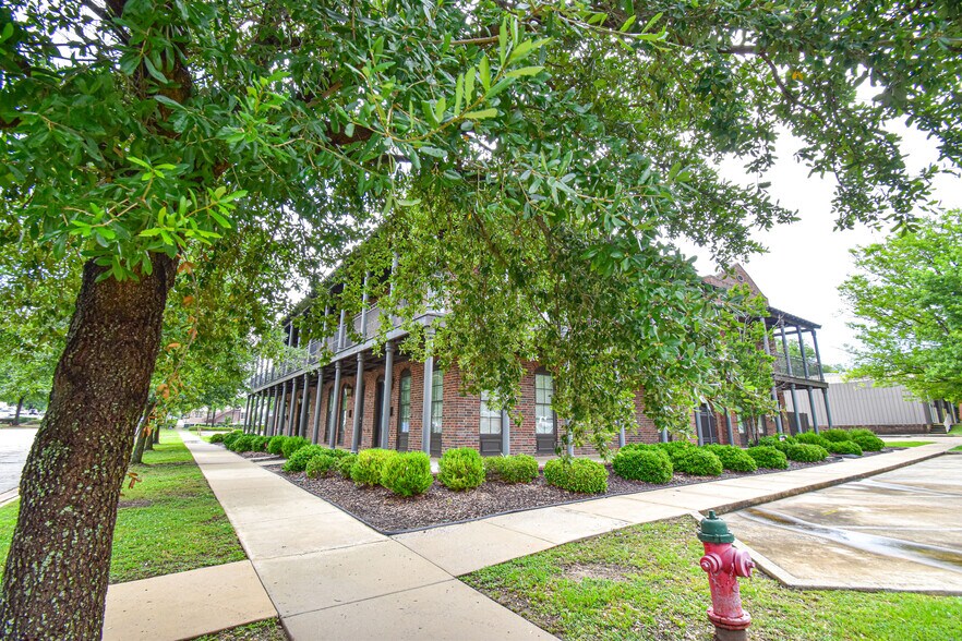 More Photos Of , Tuscaloosa Unknown For Sale