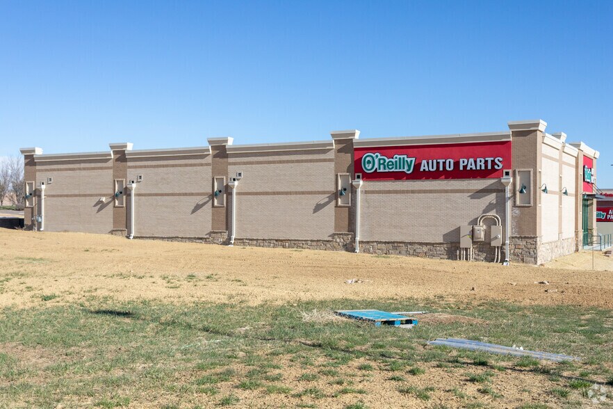 More Photos Of 6751 S Potomac St, Centennial Auto Repair For Sale