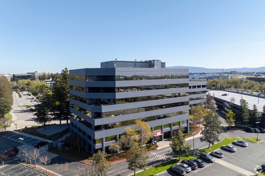 More Photos Of 2033 Gateway Pl, San Jose Unknown For Lease