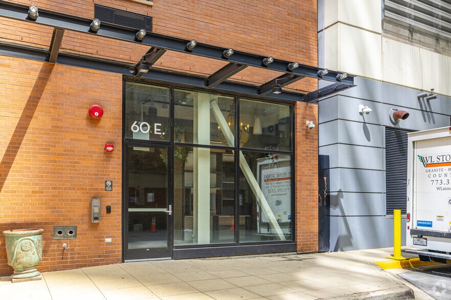 More Photos Of 171 N Wabash Ave, Chicago Apartments For Sale