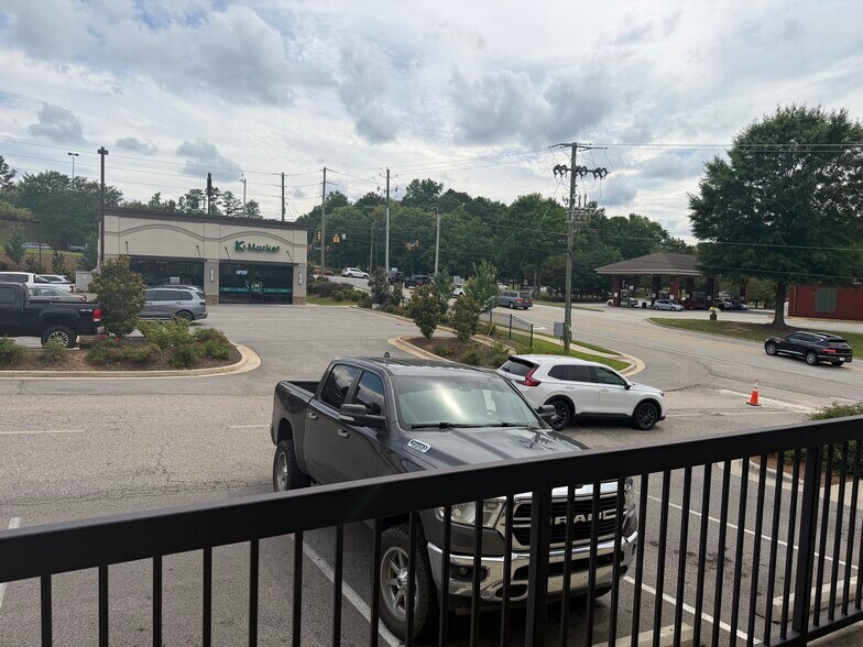 More Photos Of 1212 Gatewood Drive, Auburn General Retail For Lease