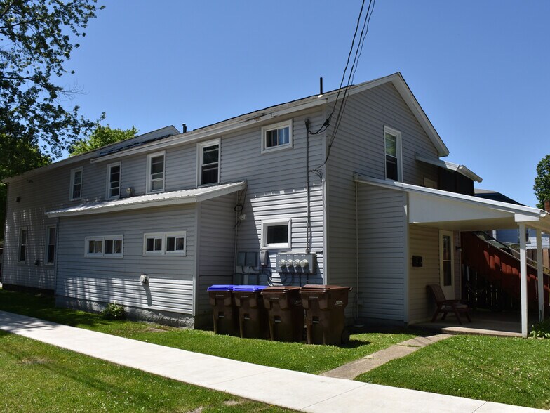 More Photos Of 130 E Spruce St, Titusville Apartments For Sale