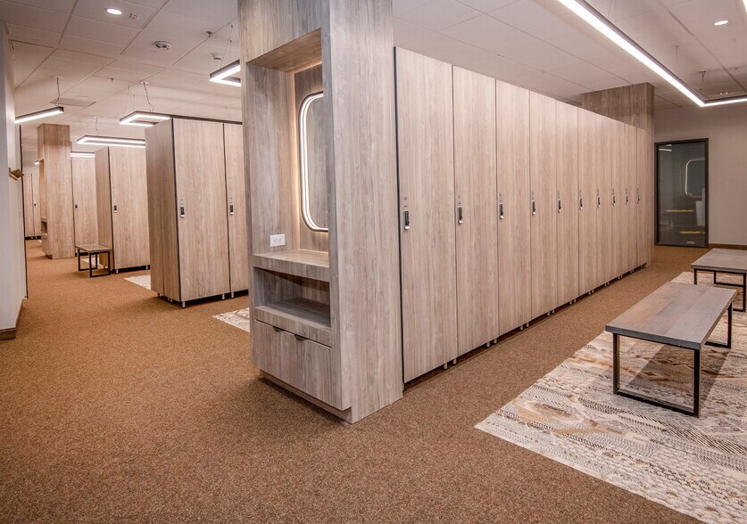 More Photos Of 137 Benchmark Rd, Avon Apartments For Sale