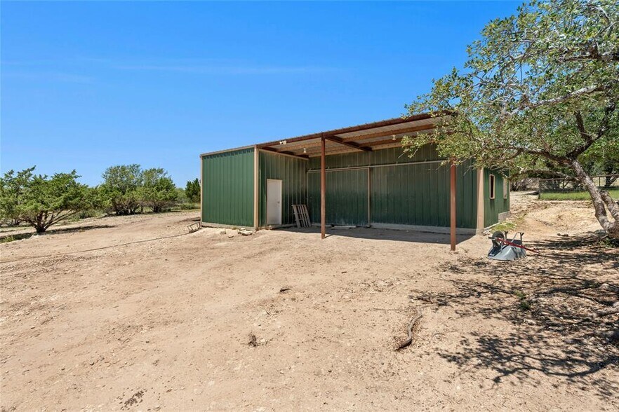 More Photos Of 496 Middleton Rd, Spicewood Land For Sale