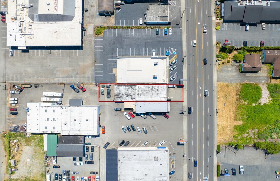 More Photos Of 1092 State Ave, Marysville Storefront For Sale