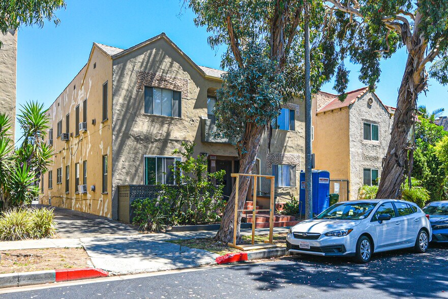 More Photos Of 356 N Orange Grove Ave, Los Angeles Apartments For Sale