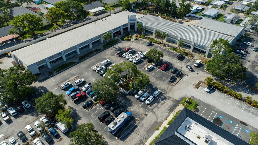 More Photos Of 29241-29277 US Highway 19 N, Clearwater Office For Lease