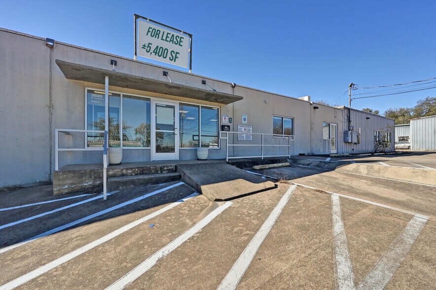 Primary Photo Of 103 Krebs Ln, Austin Freestanding For Lease