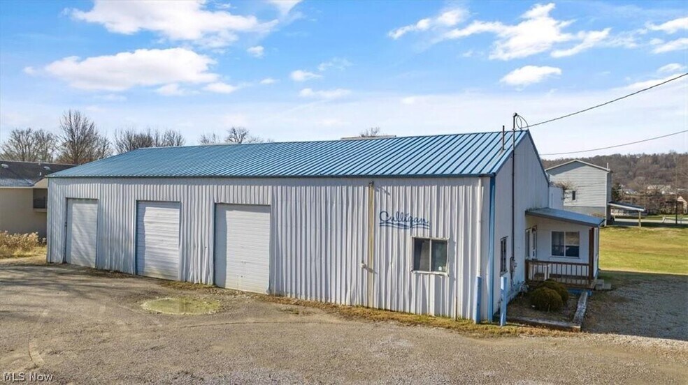 More Photos Of 316 16th St, Vienna Service For Sale