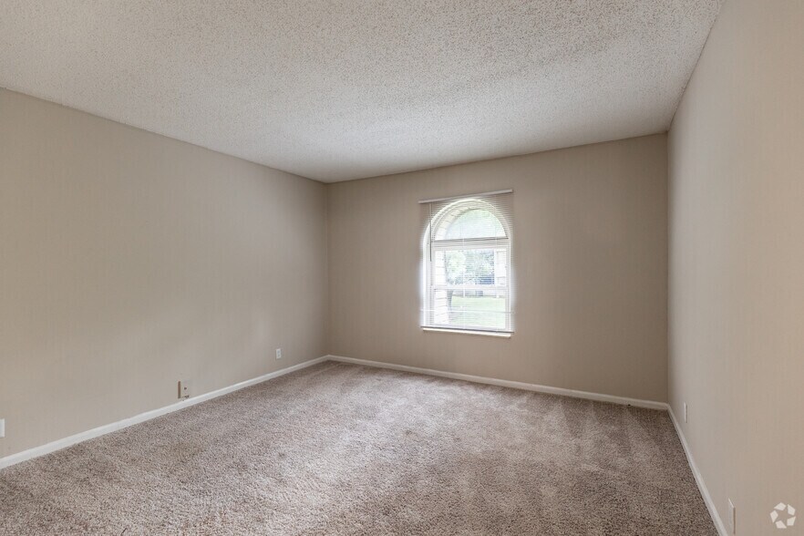 More Photos Of 1150 Vultee Blvd, Nashville Apartments For Sale