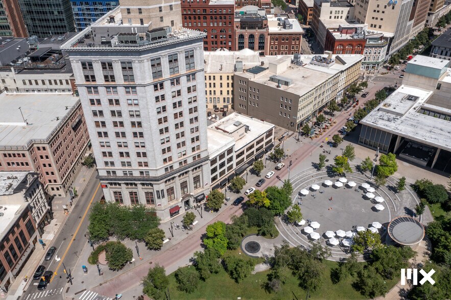 More Photos Of 139 Pearl St NW, Grand Rapids Multifamily For Sale