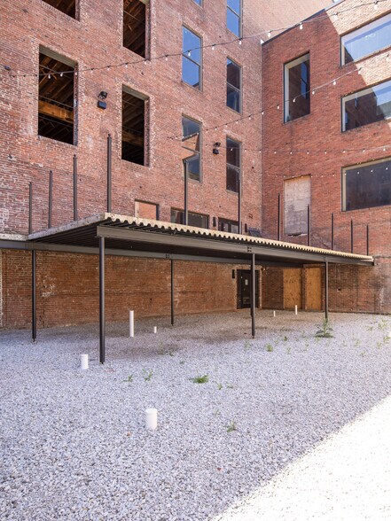 More Photos Of 704 N 2nd St, Saint Louis Apartments For Lease