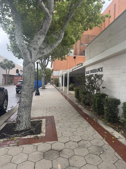 More Photos Of 311-317 S Tennessee Ave, Lakeland Office For Lease