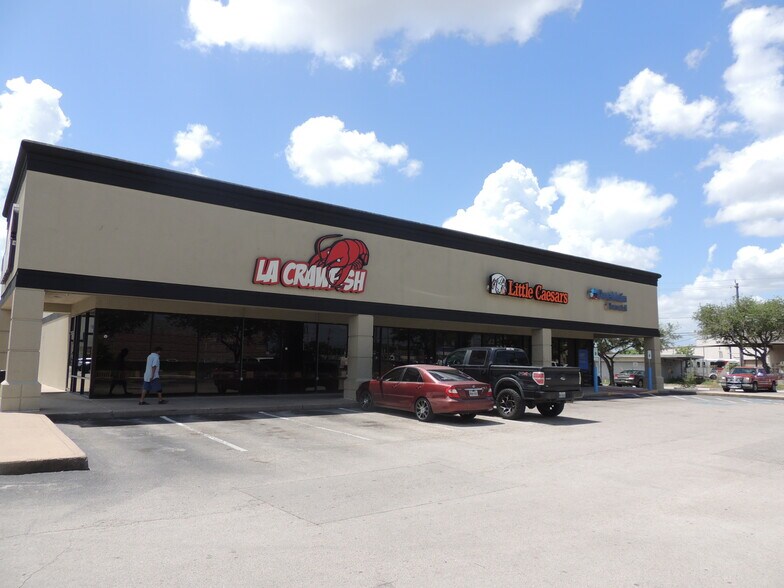 More Photos Of 3331-3341 Telephone Rd, Houston Unknown For Lease