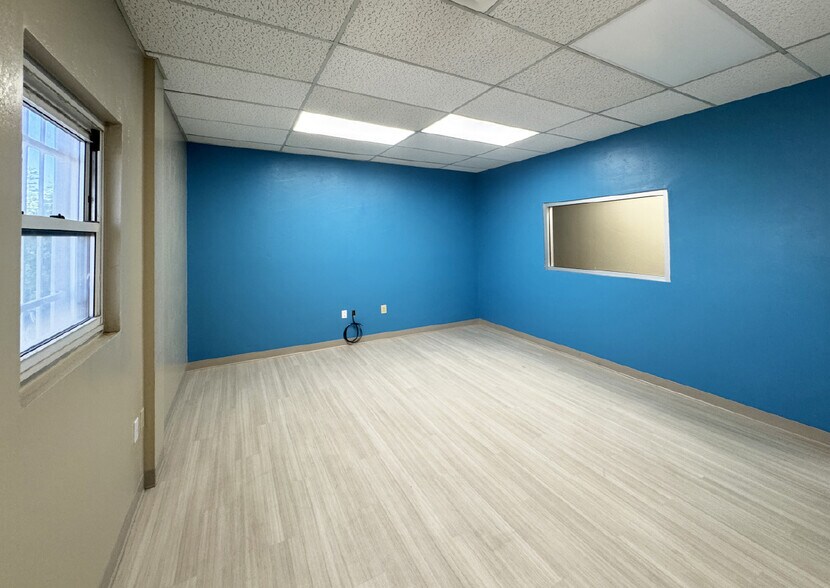 More Photos Of 500 Broadway Blvd SE, Albuquerque Food Processing For Sale