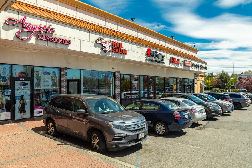 More Photos Of 727-759 Suffolk Ave, Brentwood Unknown For Lease