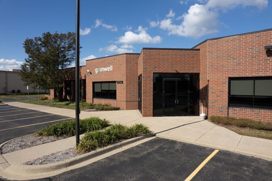 Primary Photo Of 1872 Enterprise Dr, Rochester Hills Warehouse For Sale