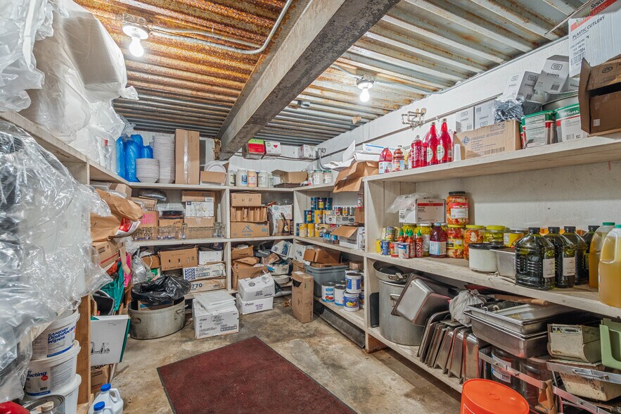 More Photos Of 322 NH Route 104, New Hampton General Retail For Sale