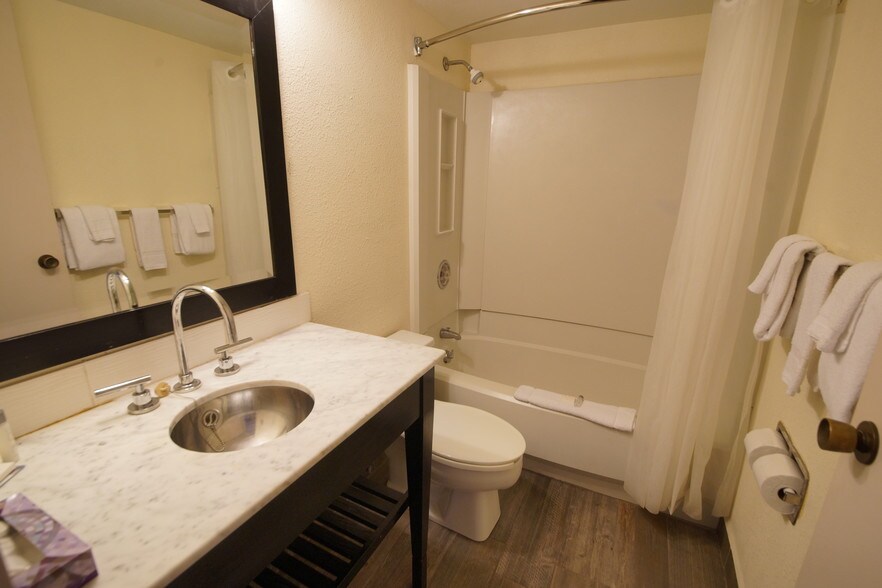 More Photos Of 1200 Market St, Wheeling Hotel For Sale