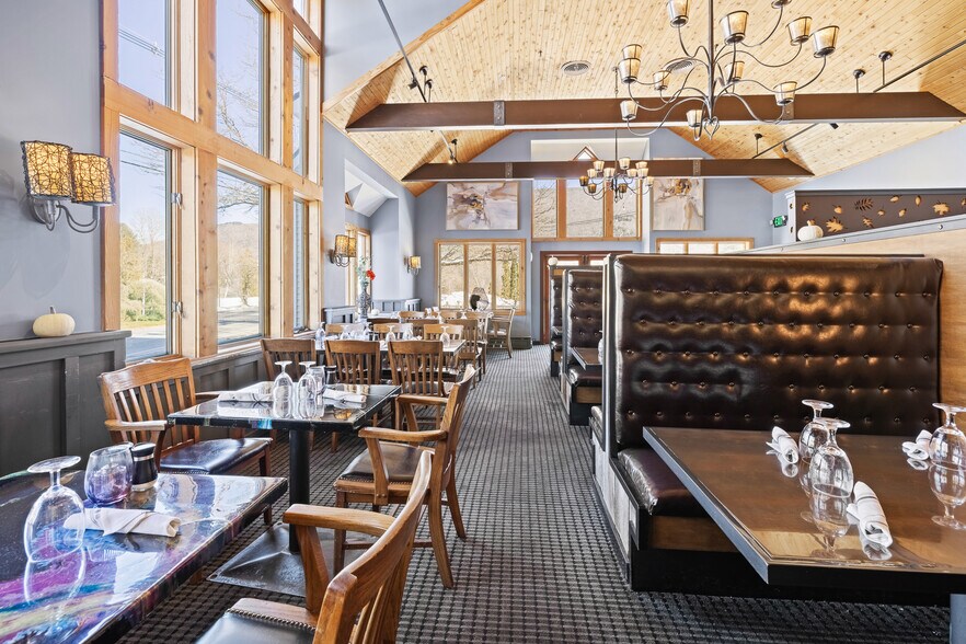 More Photos Of 1844 Depot St, Manchester Center Restaurant For Sale