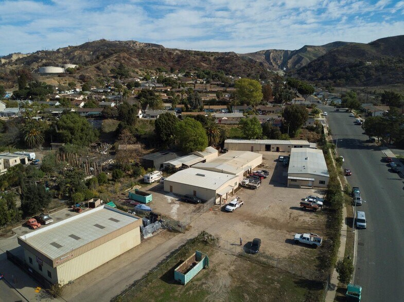 More Photos Of 2802 N Ventura Ave, Ventura Manufacturing For Lease