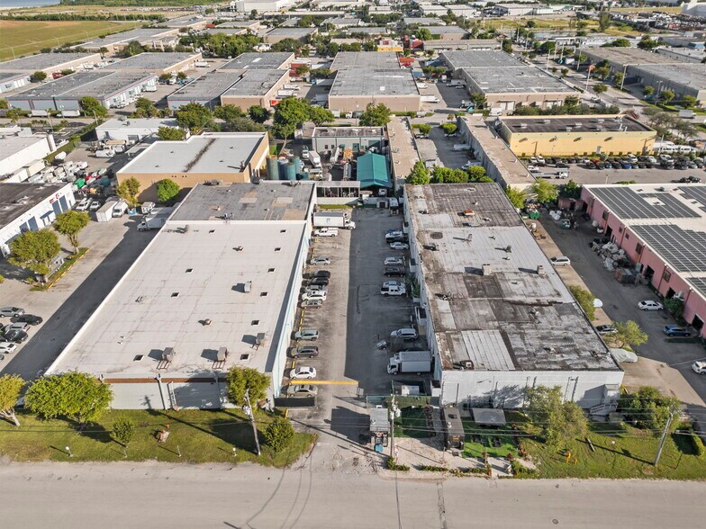 More Photos Of 8449-8459 NW 66th St, Miami Warehouse For Lease