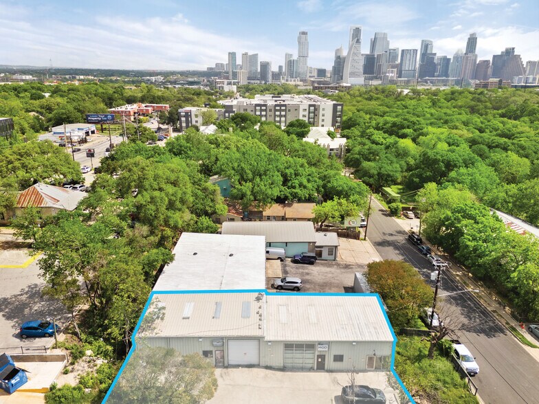 More Photos Of 1200 Gibson Street, Austin Bar For Sale