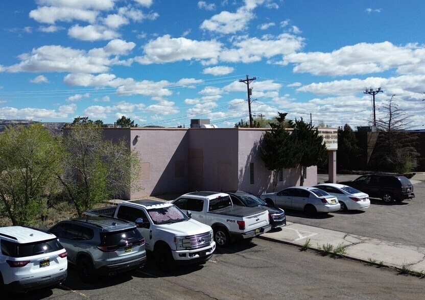 Primary Photo Of 511 E Nizhoni Blvd, Gallup Office For Sale