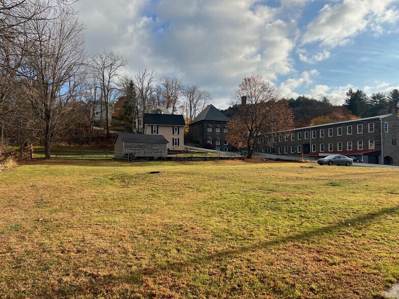 More Photos Of 672 Texas Palmyra Hwy, Hawley Land For Sale