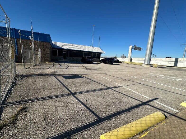 More Photos Of 2764 Interstate 30, Mesquite Land For Sale