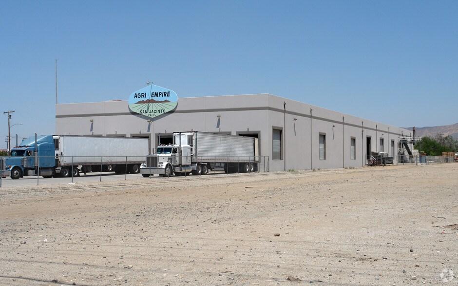 Primary Photo Of 139 Kellam Ave, San Jacinto Distribution For Sale