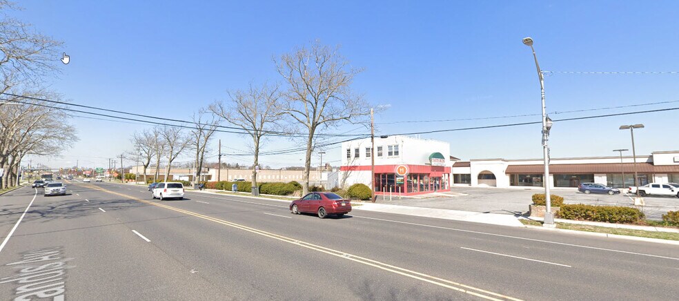 More Photos Of 22 W Landis Ave, Vineland Unknown For Lease