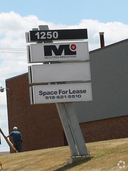 More Photos Of 1250 Franklin Blvd, Cambridge Warehouse For Lease