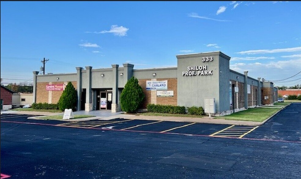 More Photos Of 333 N Shiloh Rd, Garland Medical For Lease